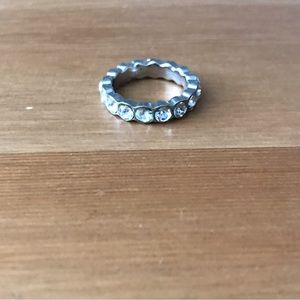 Silver fashion ring with rhinestones